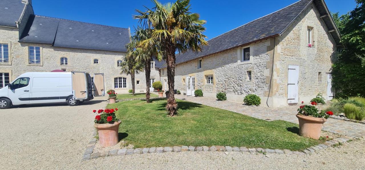 Le Manoir Des Marronniers Sully (Calvados) Exterior foto